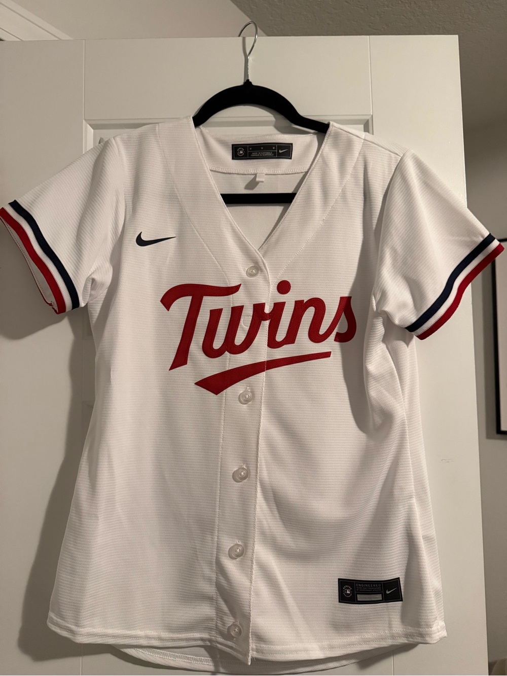 Nike Womenβs Minnesota Twins Jersey
